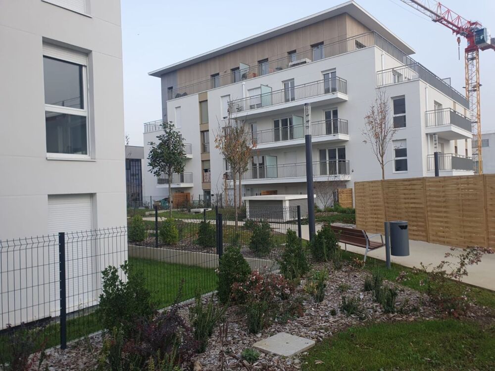 Vente Appartement 4 Pièces 4P 80m2 - 10m2 balcon - 1 PK Vitry sur seine