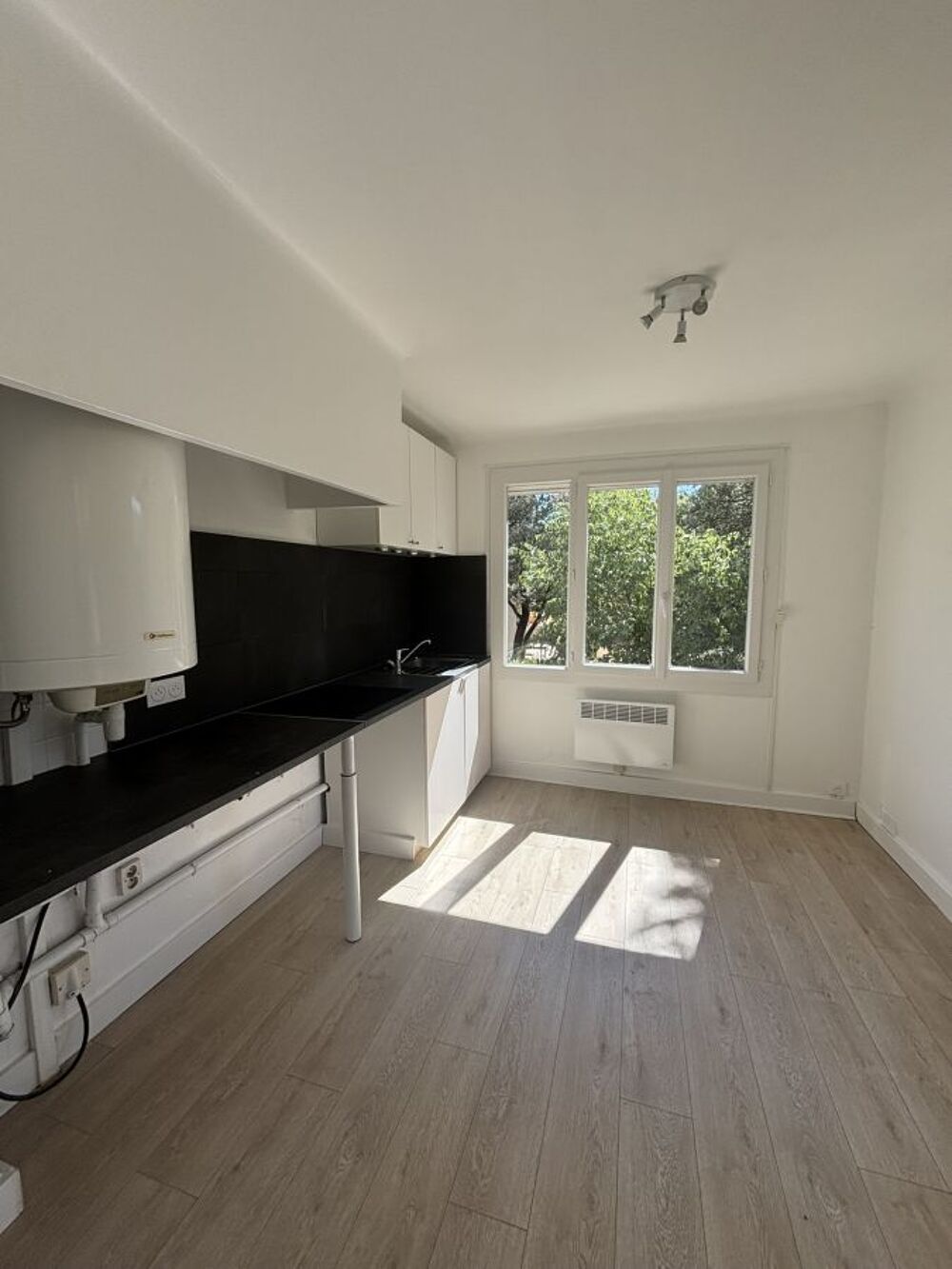 Location Appartement 2 Pièces Le cres