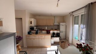  Immeuble � vendre 11 pi�ces 211 m�