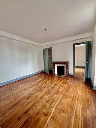  Immeuble � vendre 10 pi�ces 212 m�