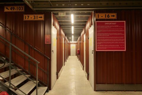  Parking / Garage � louer 1 pi�ce 8 m�