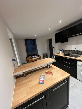  Appartement à louer 3 pièces 65 m²
