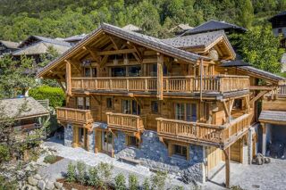 Maison 10 pièces 370 m² · à Montriond · 370 m² · 3 450 000 €