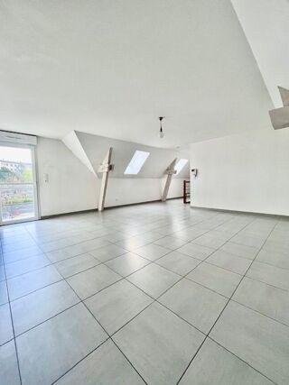  Appartement � vendre 3 pi�ces 77 m�