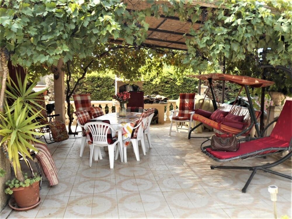 Villa LOUEE