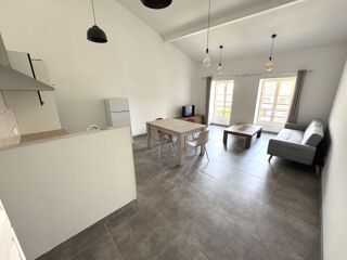  Appartement à louer 2 pièces 62 m²