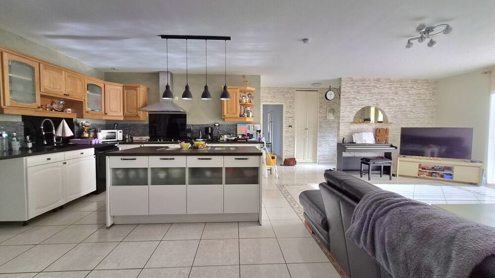Vente Maison Maison Montjoire