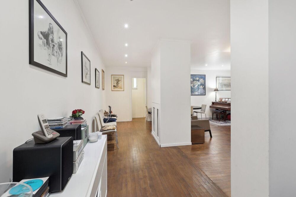 Appartement 5 pièces 136 m² · à Paris 16 · 136 m² · 1 149 000 €
