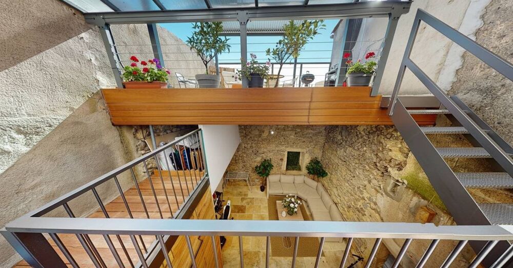 Maison de village entièrement rénovée avec goût