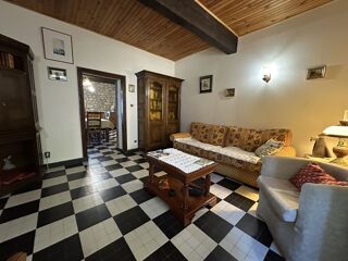  Maison � vendre 9 pi�ces 235 m�