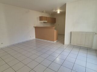  Appartement à louer 2 pièces 40 m²
