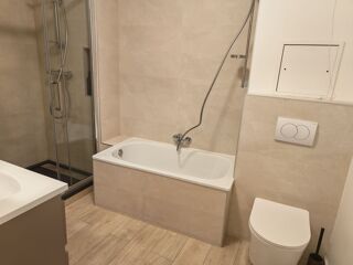  Appartement � vendre 4 pi�ces 81 m�