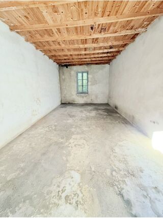  Appartement à louer 3 pièces 72 m²