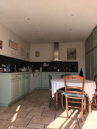  Maison � vendre 10 pi�ces 274 m�