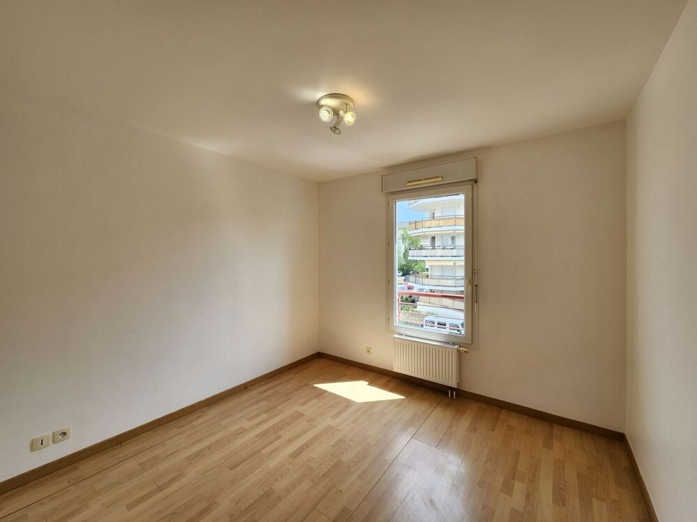 Location Appartement 3 Pièces centre-ville, stationnement, cave Saint julien en genevois