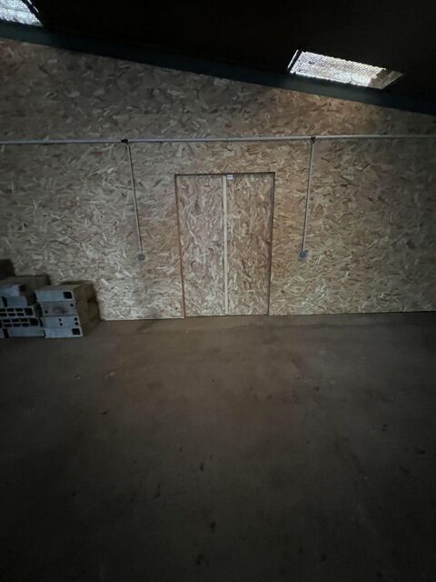  Parking / Garage � louer 1 pi�ce 221 m�