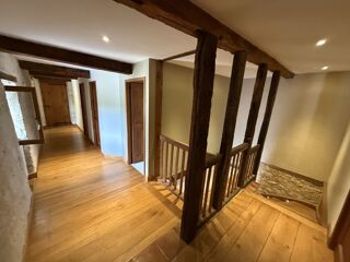 Maison à louer 6 pièces 174 m²