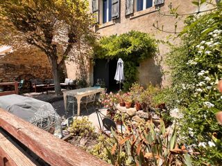  Maison à vendre 10 pièces 238 m²