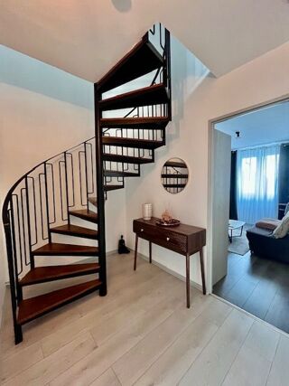  Appartement � louer 4 pi�ces 92 m�