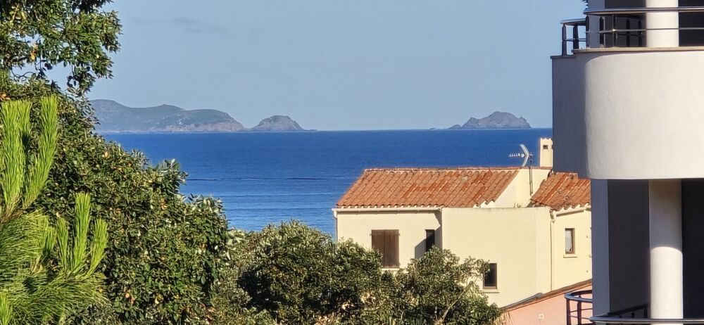 3 Pièces PETITE VUE MER