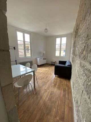  Appartement à louer 2 pièces 34 m²
