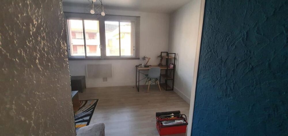 Location Appartement Studio meublé Nimes