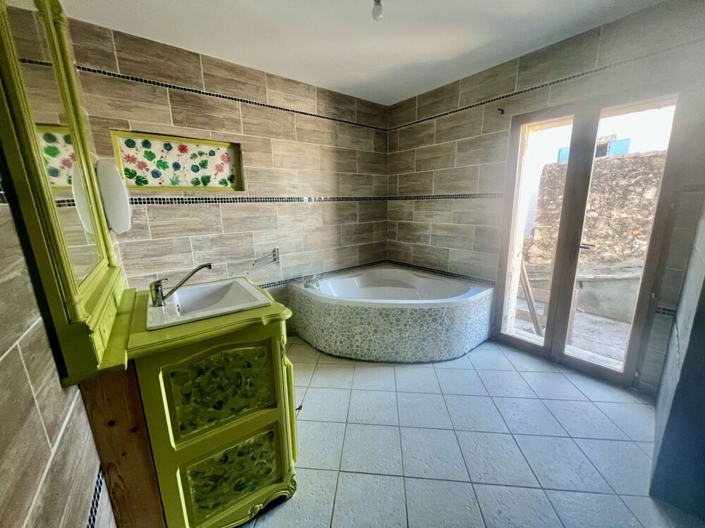 Vente Maison Maison de village avec terrasse Saint gilles