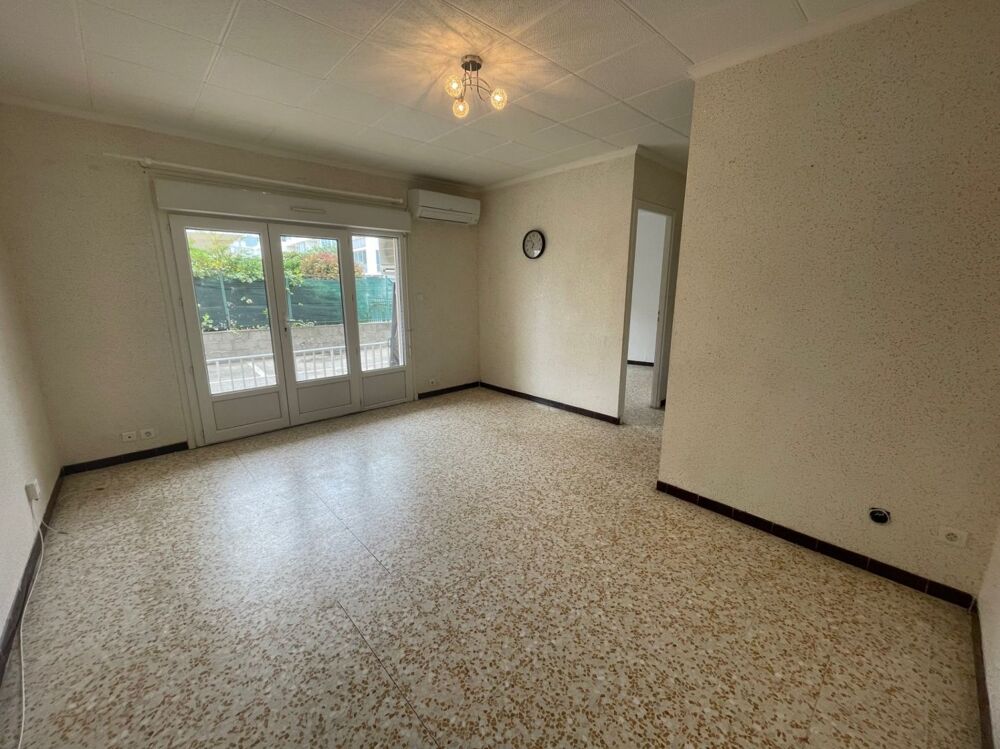 2 Pièces avec terrasse et parking