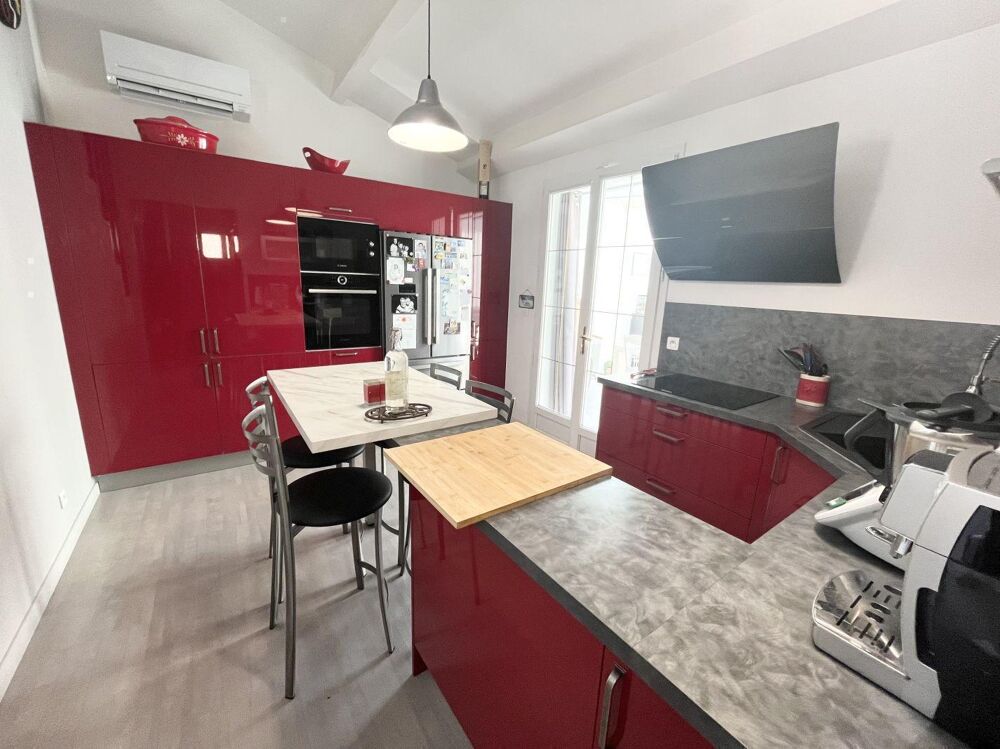 Vente Maison Maison : 2 appartements et grand garage Le grau du roi