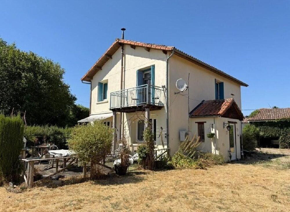 Maison 5 pièces 121 m² · à Villefagnan · 121 m² · 134 400 €