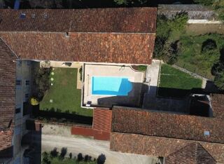  Maison � vendre 10 pi�ces 392 m�