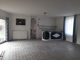  Maison  vendre 5 pices 201 m