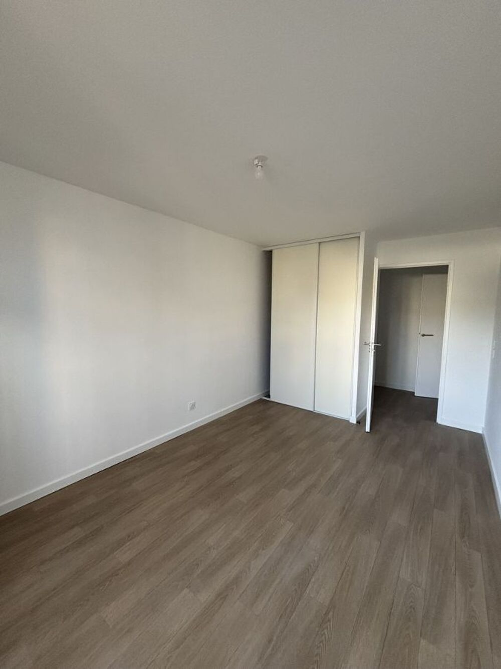 3 Pièces + bureau et dressing
