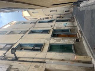  Immeuble � vendre 5 pi�ces 130 m�