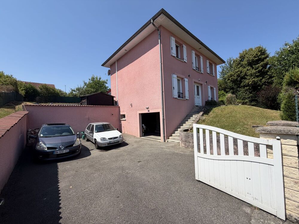 Vente Maison Villa 127m² hab, pisine, terrain 819 m² Le pont de beauvoisin