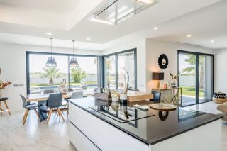  Maison � vendre 6 pi�ces 230 m� Pera