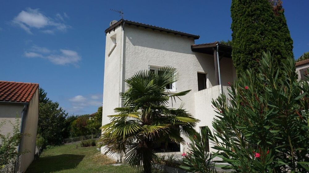 Maison 6 pièces 103 m² · à Castelnau Montratier · 103 m² · 150 000 €