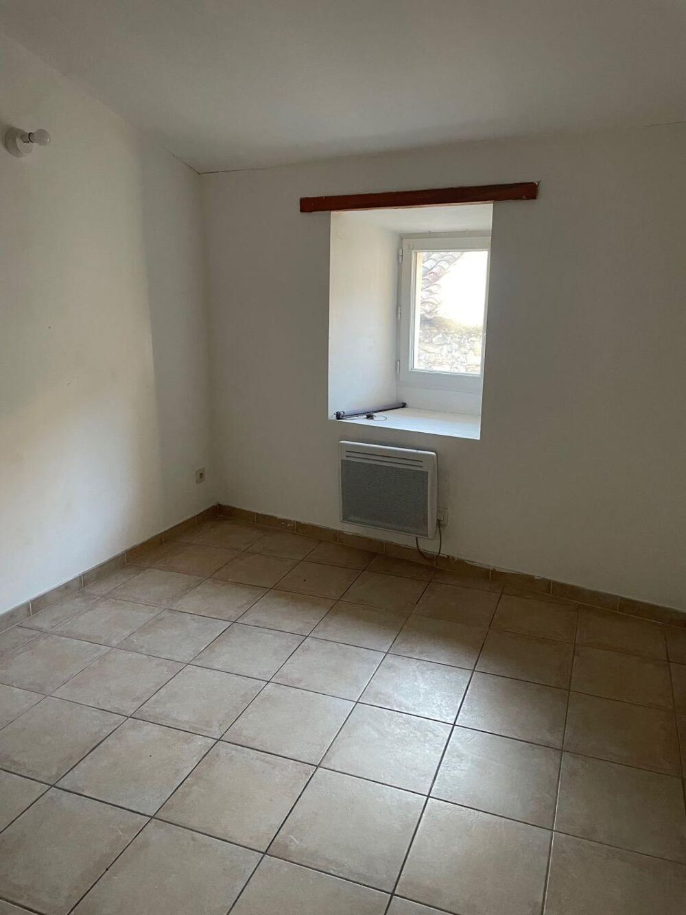 Location Appartement 4 Pièces Les mages