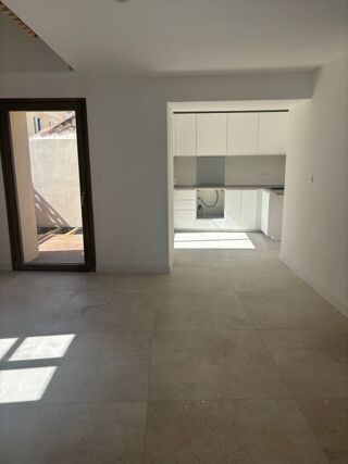  Appartement  louer 3 pices 87 m
