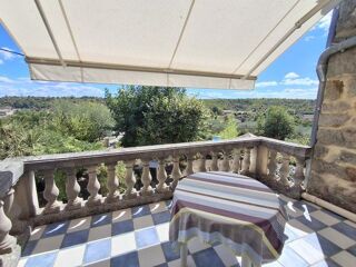  Maison  vendre 9 pices 215 m