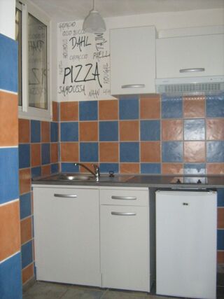  Immeuble à vendre 8 pièces 145 m²