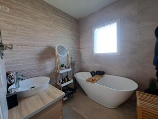  Maison � vendre 4 pi�ces 145 m�