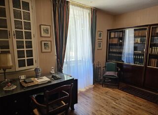  Maison  vendre 10 pices 258 m