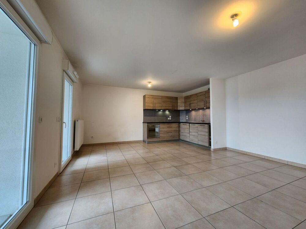 Location Appartement 3 Pièces avec terrasse, cave et box fermé Saint julien en genevois