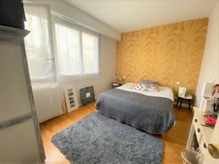  Appartement � louer 5 pi�ces 122 m�