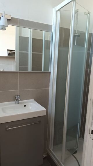  Appartement à louer 3 pièces 44 m²