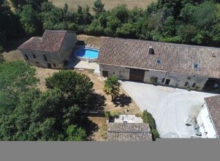  Maison � vendre 9 pi�ces 240 m�