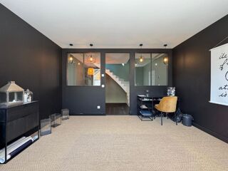  Maison  vendre 8 pices 308 m