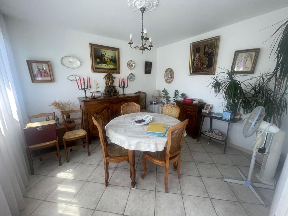 4 Pièces traversant deux balcons