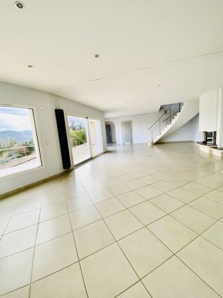  Maison à vendre 7 pièces 205 m²